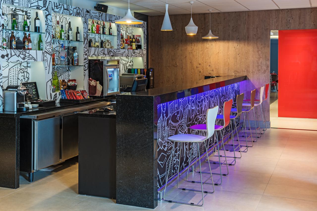 Ibis Valongo 3*