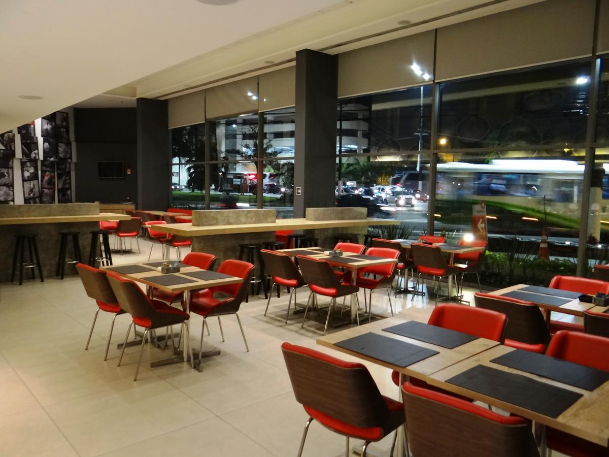 Ibis Valongo 3*